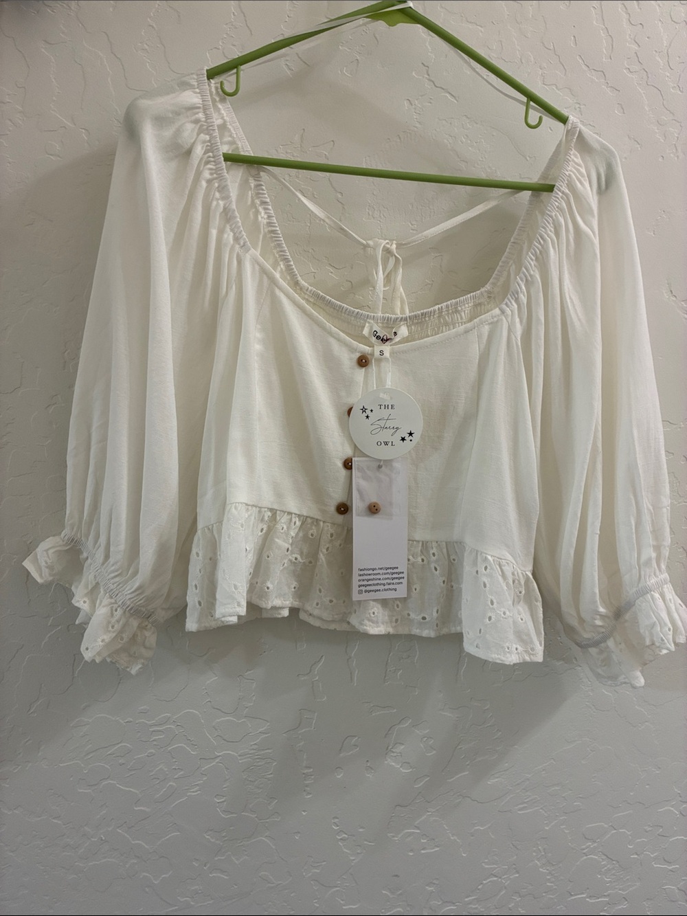 Women's Cream Eyelet-Hem Peasant Blouse